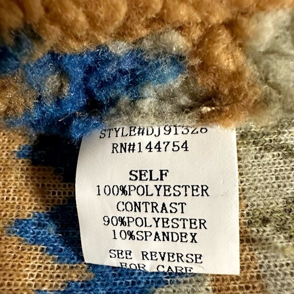 Davi & Dani Aztec Sherpa Jacket - Picture 10 of 11